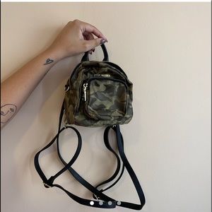 Steve Madden Mini camo Backpack